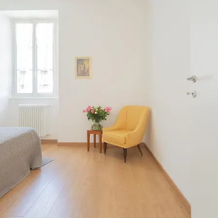 Appartement Tina's Window On By Rent *