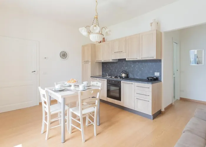 公寓 Tina's Window On By Rent *