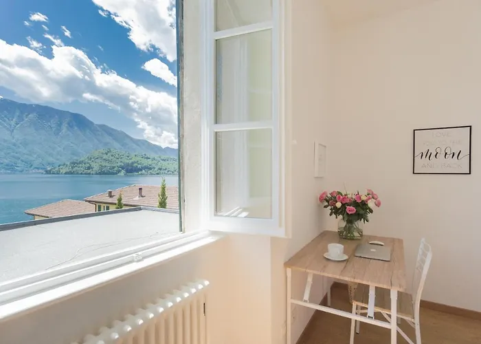 Apartament Tina's Window On By Rent Mezzegra