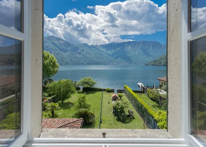 Tina's Window On By Rent Apartament Mezzegra