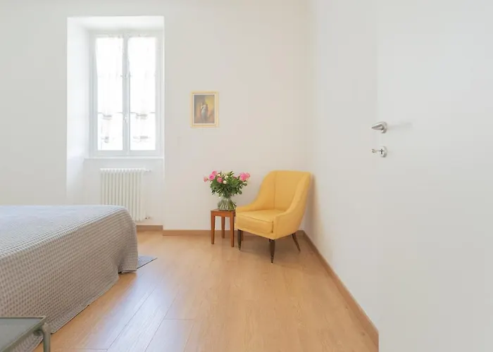 Apartament Tina's Window On By Rent *